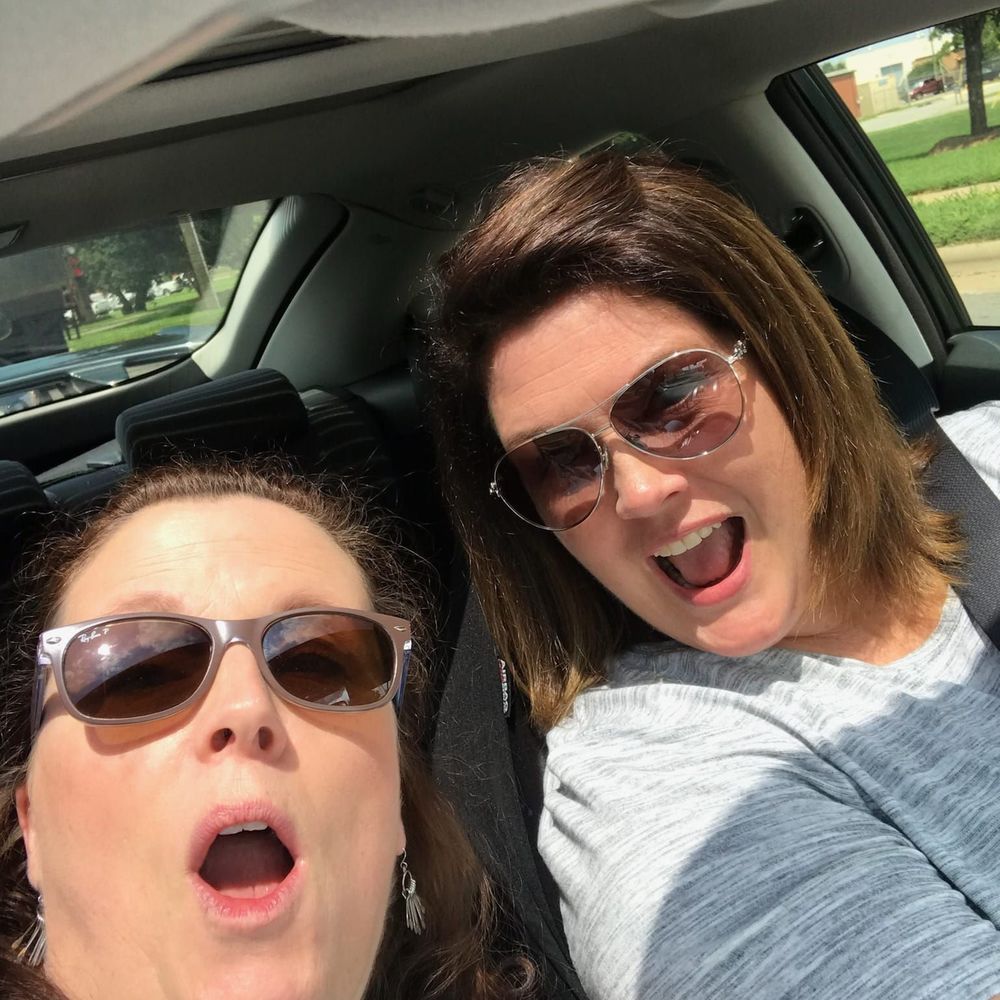 Meet your Posher, Leslie